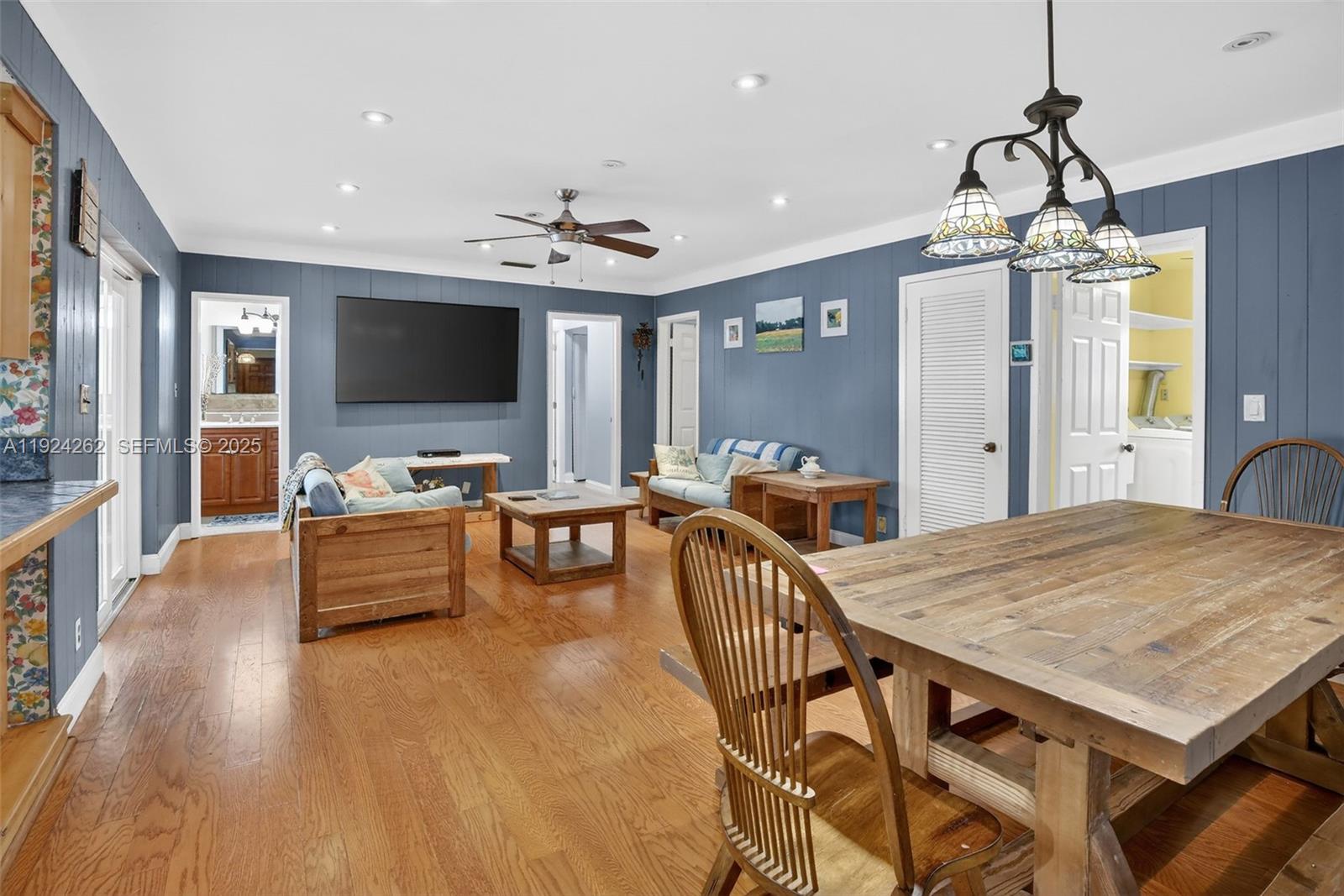 PLANTATION ACRES SOUTH - Residential