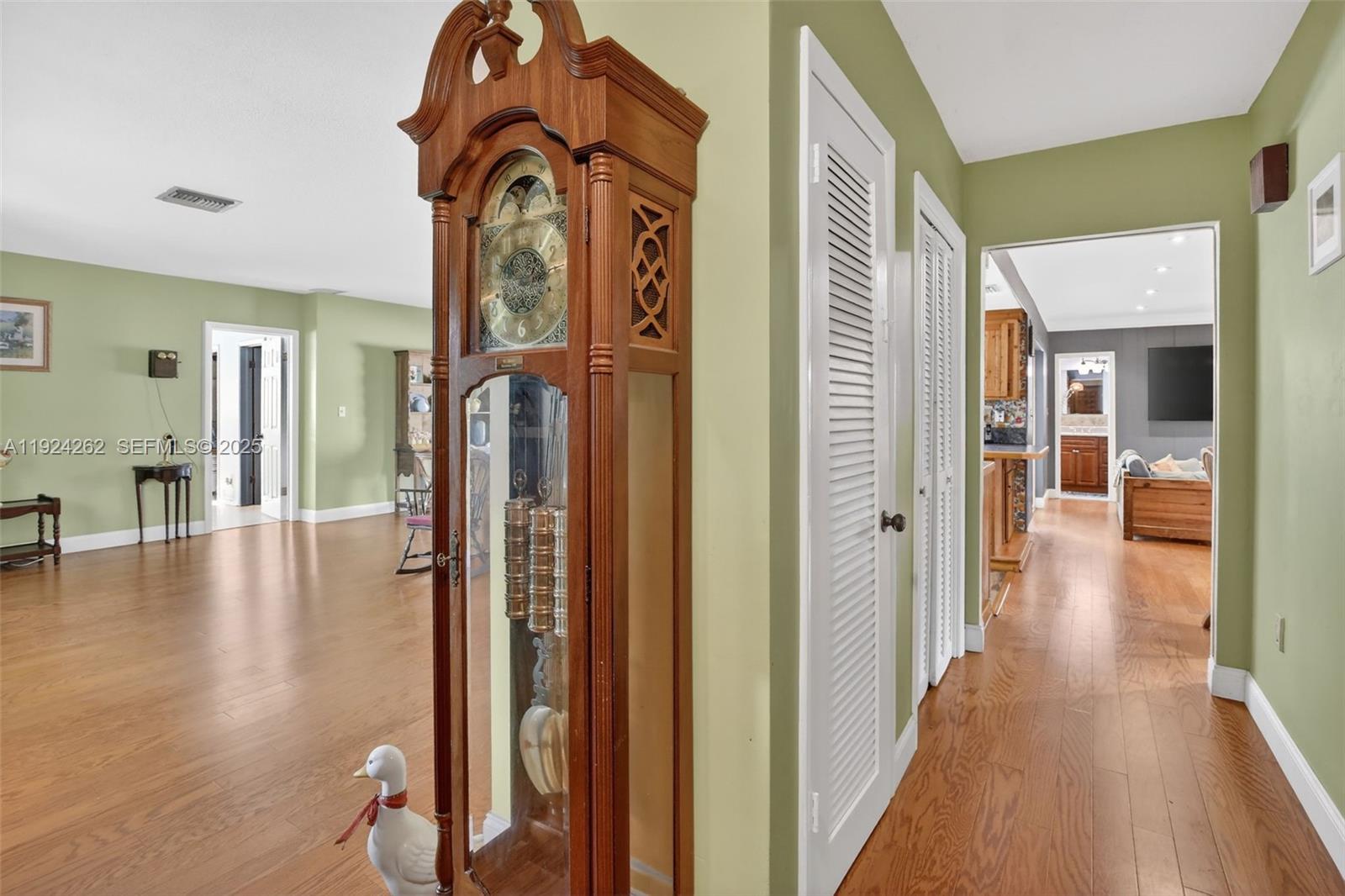 PLANTATION ACRES SOUTH - Residential