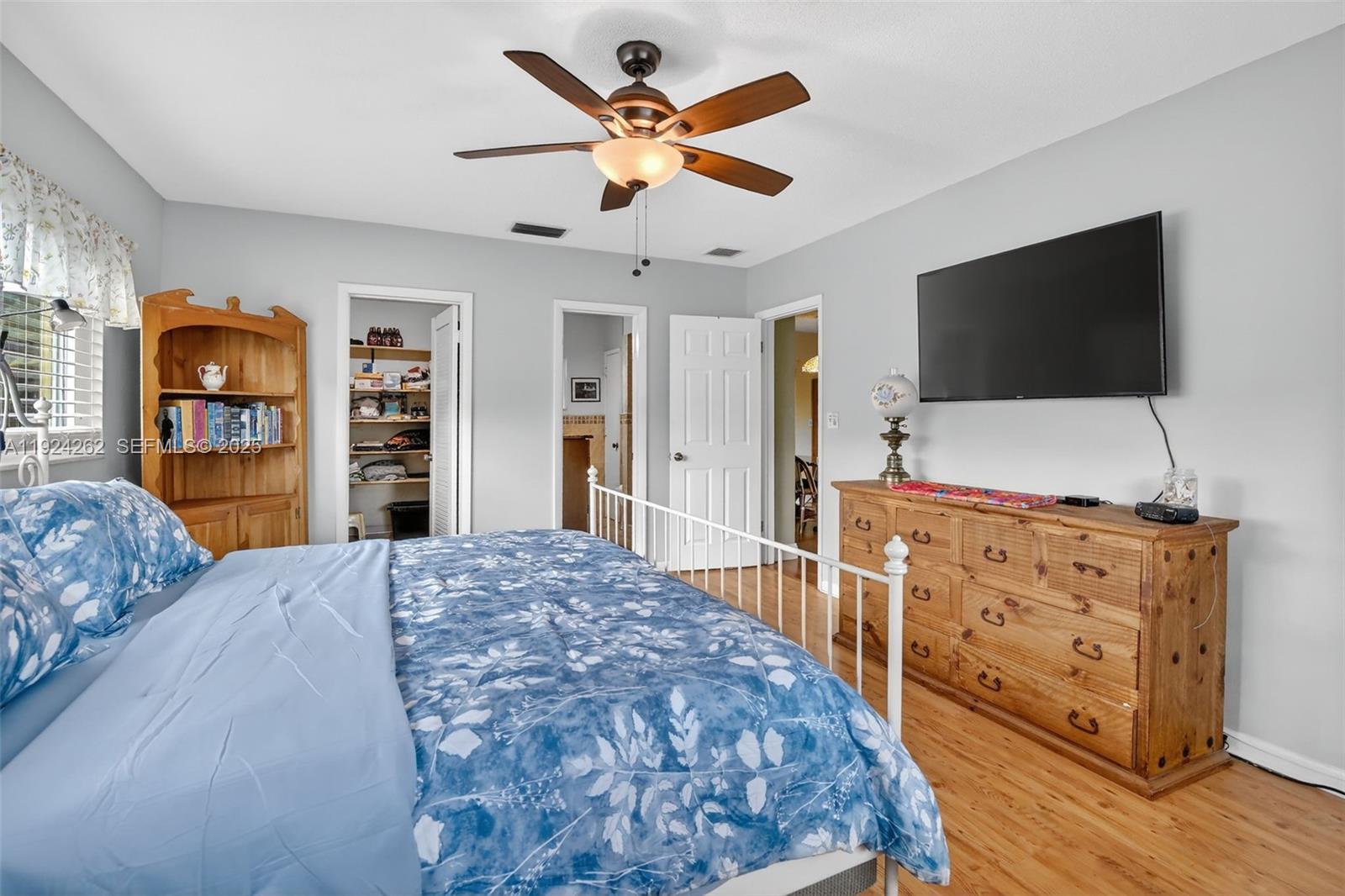 PLANTATION ACRES SOUTH - Residential