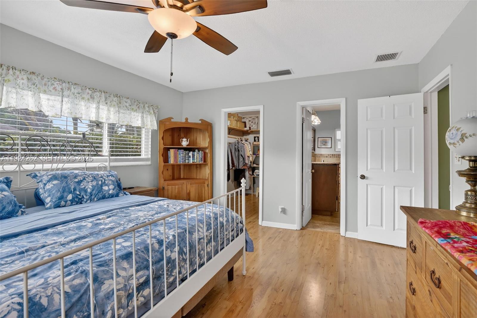 PLANTATION ACRES SOUTH - Residential