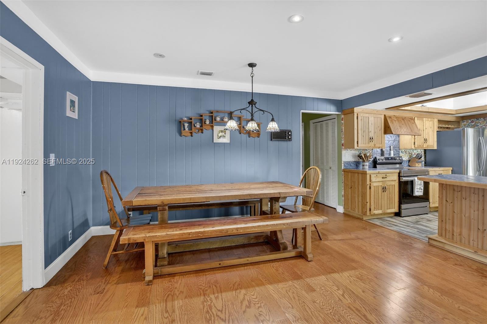 PLANTATION ACRES SOUTH - Residential