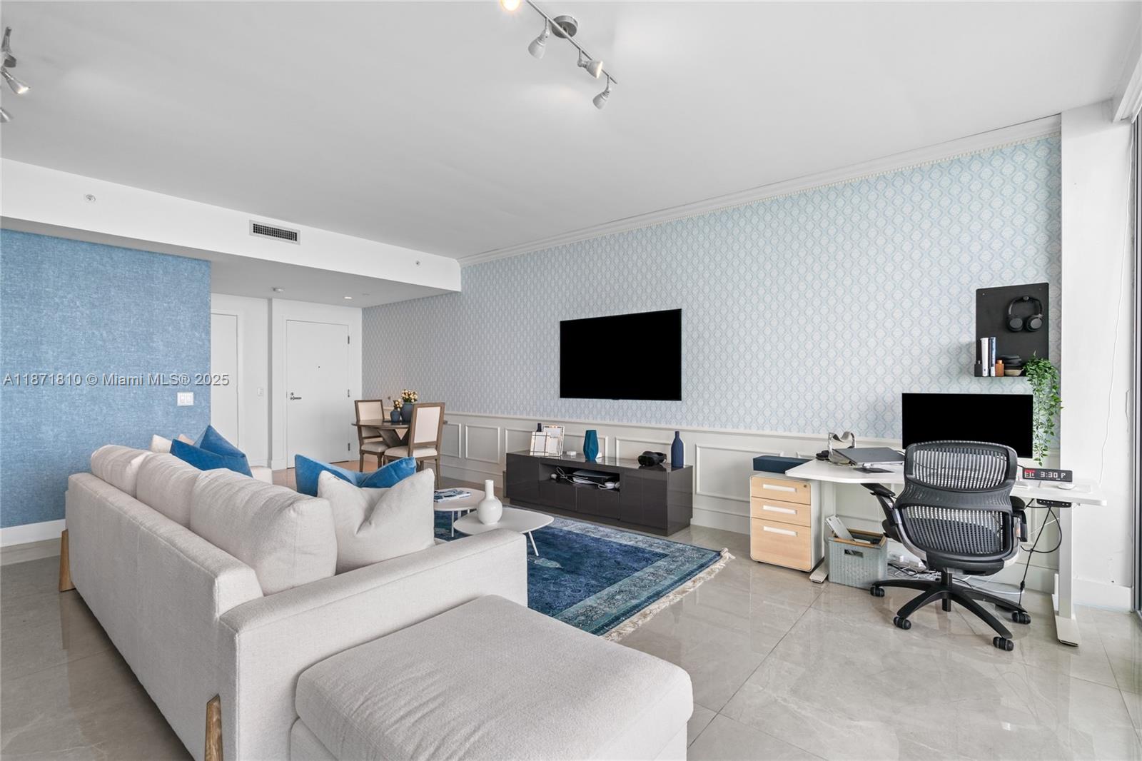 BISCAYNE BEACH CONDO - Residential