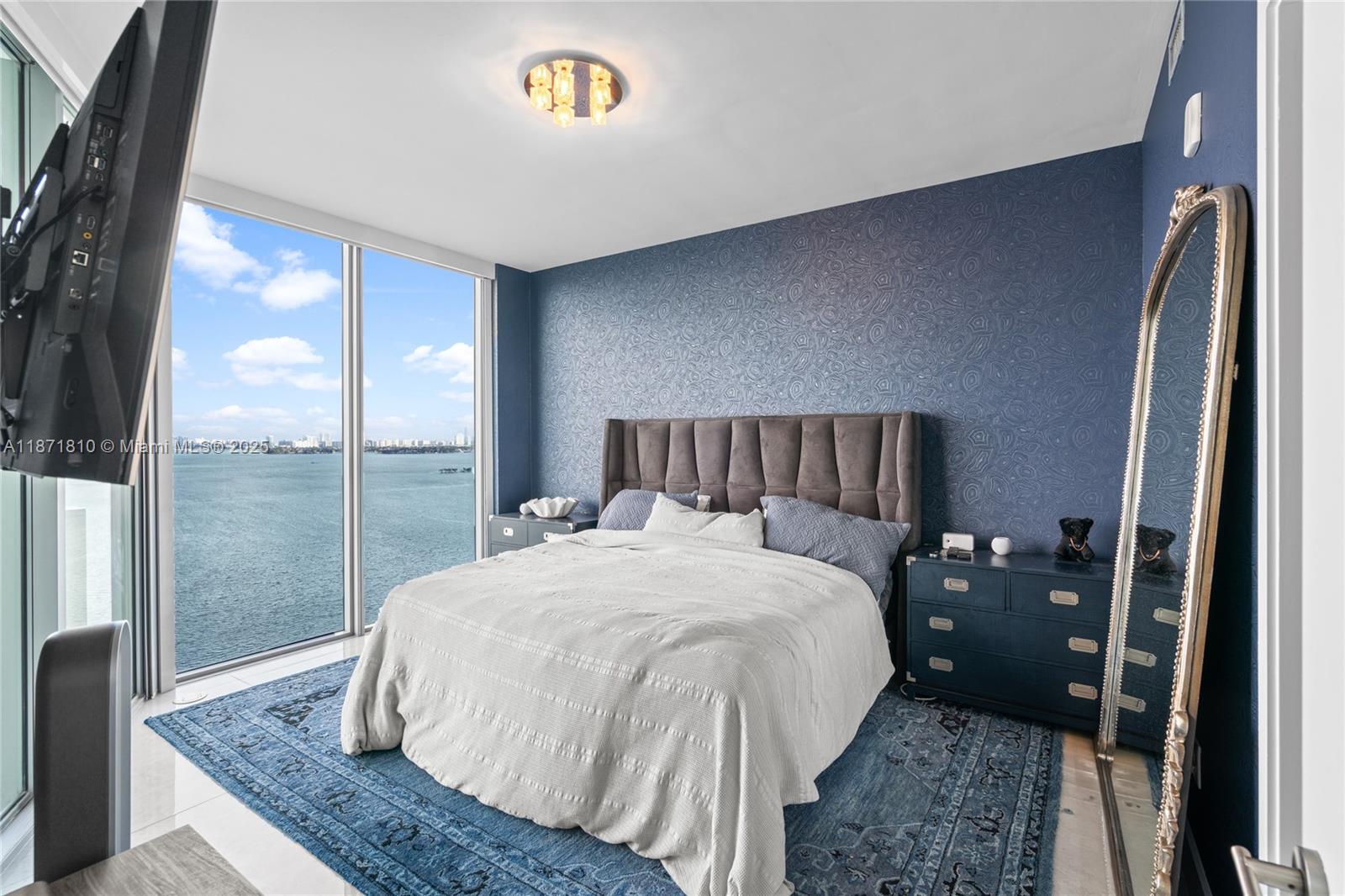 BISCAYNE BEACH CONDO - Residential