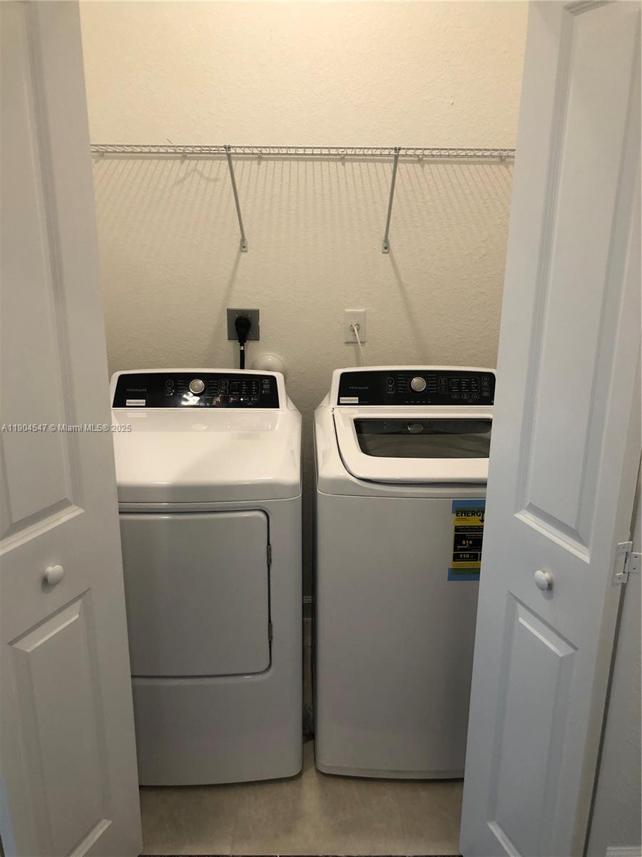 KEYS GATE RESIDENTIAL - Residential Lease