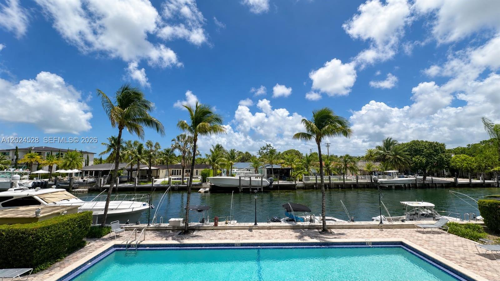 VECINO DEL MAR CONDO - Residential Lease