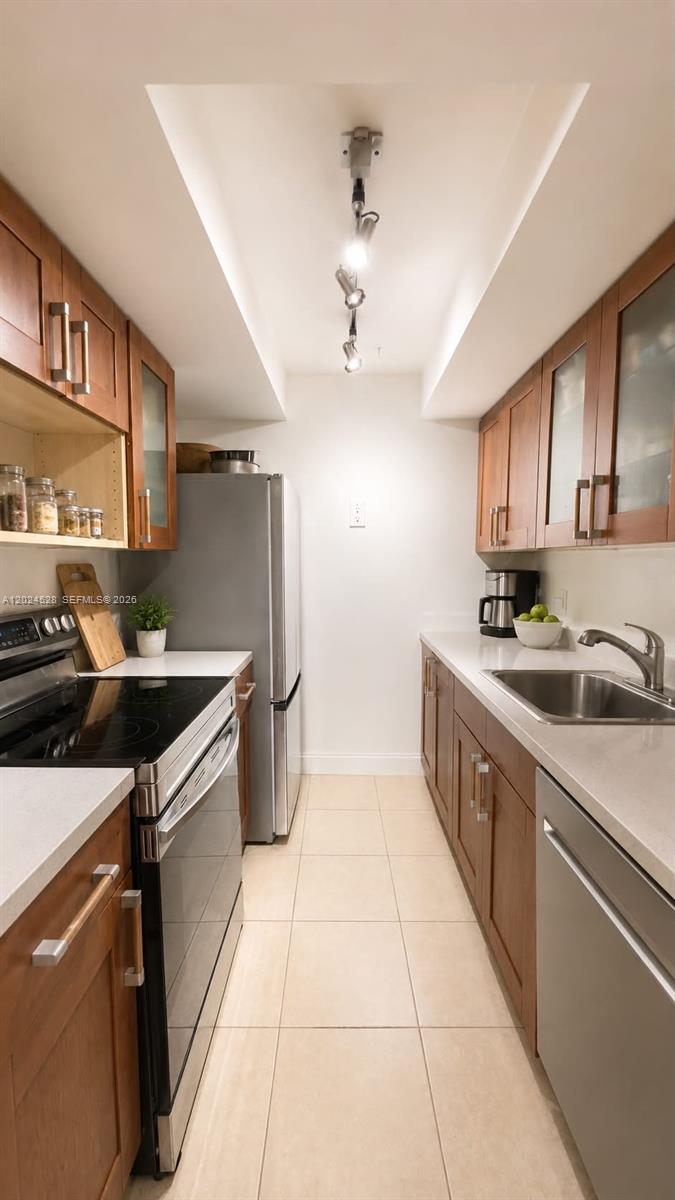 VECINO DEL MAR CONDO - Residential Lease