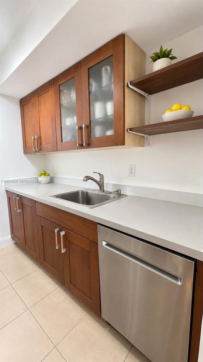 VECINO DEL MAR CONDO - Residential Lease