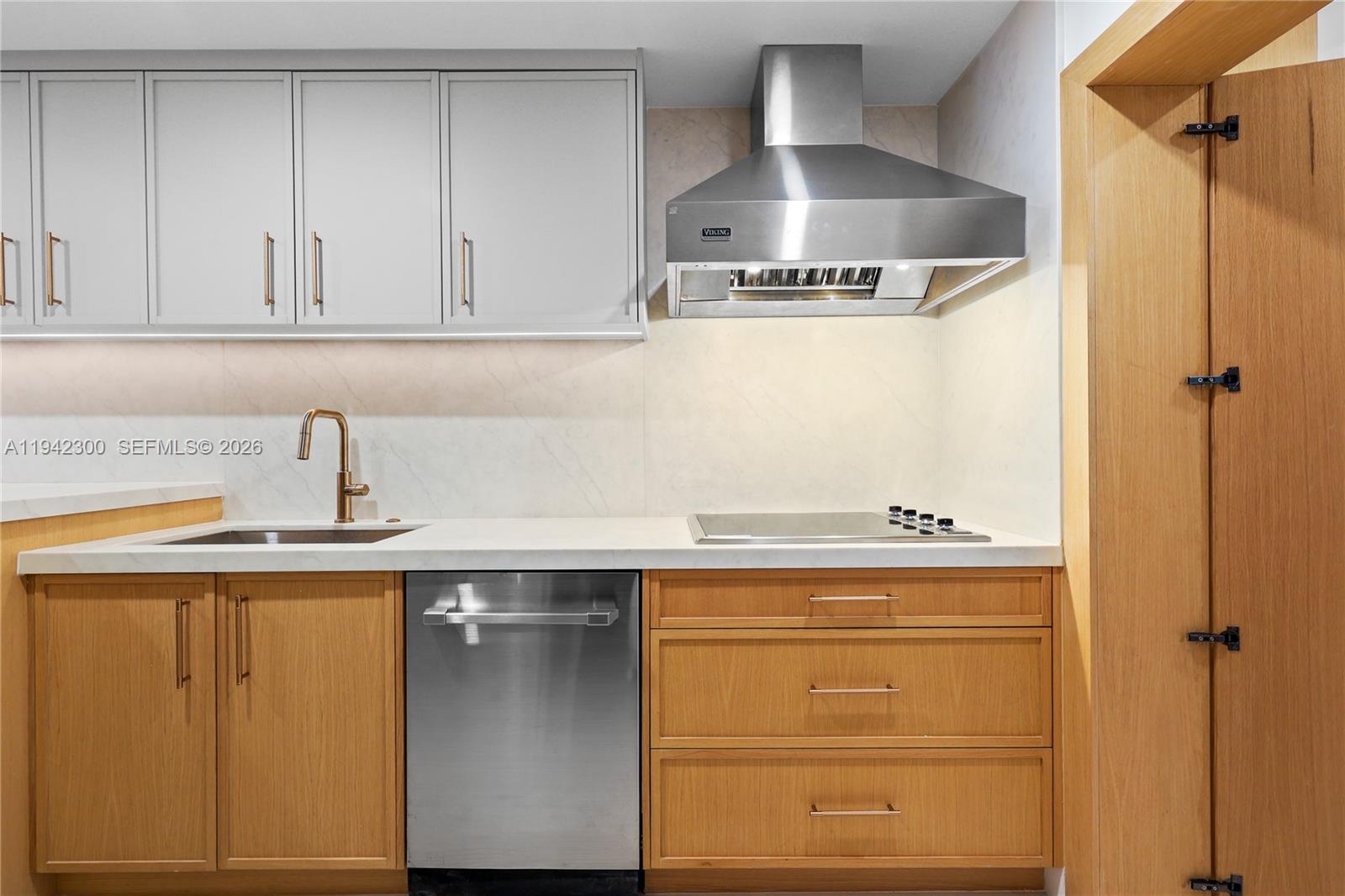 FLAMINGO GROVES - Residential