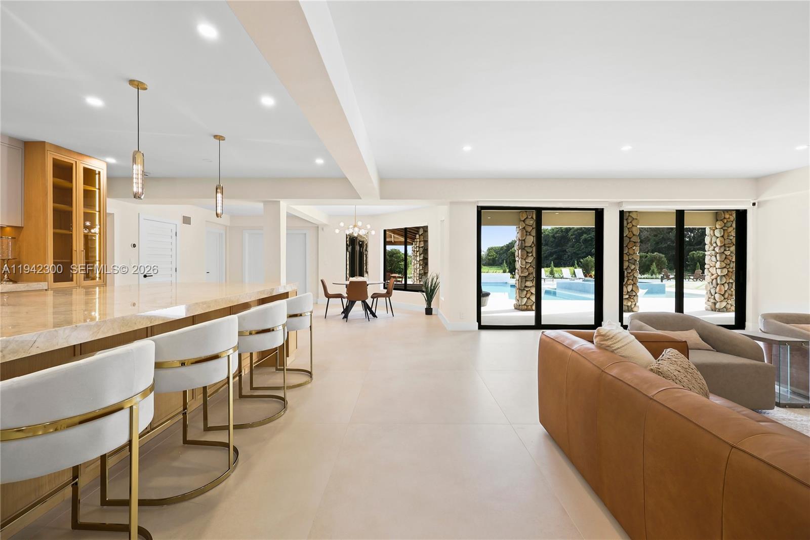 FLAMINGO GROVES - Residential