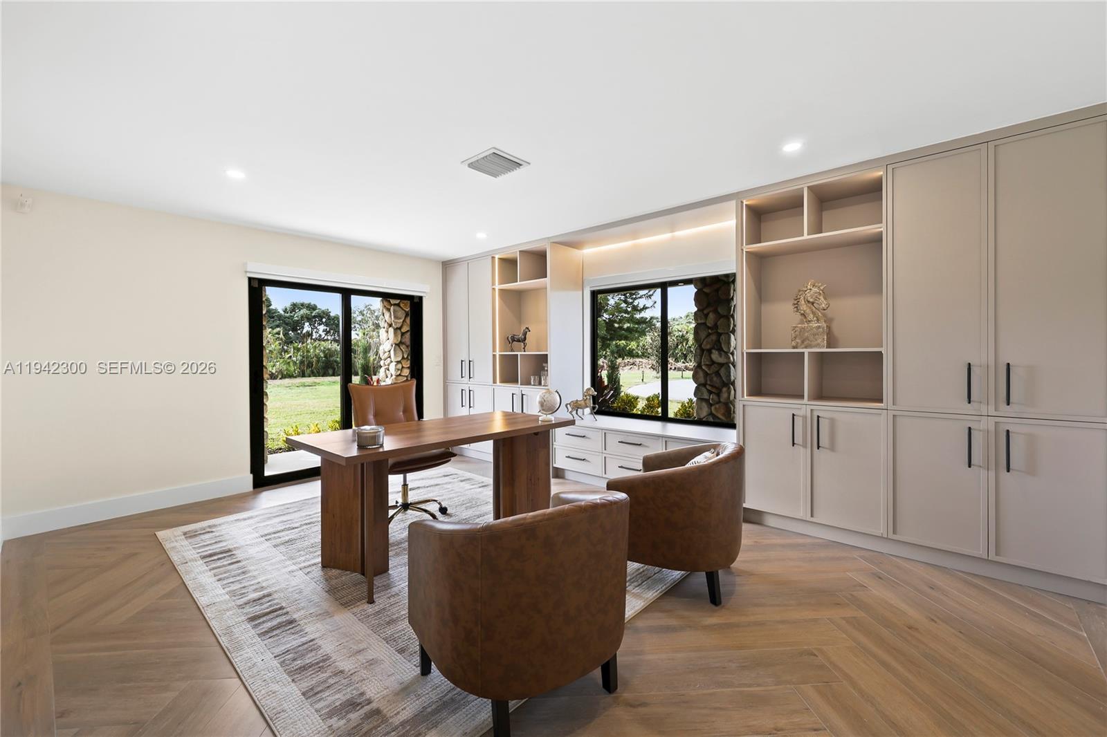 FLAMINGO GROVES - Residential