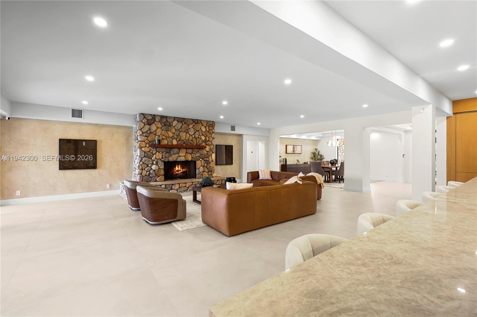 FLAMINGO GROVES - Residential