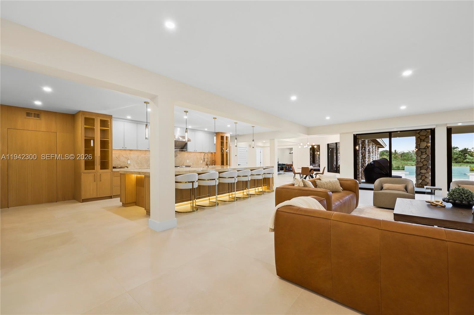 FLAMINGO GROVES - Residential