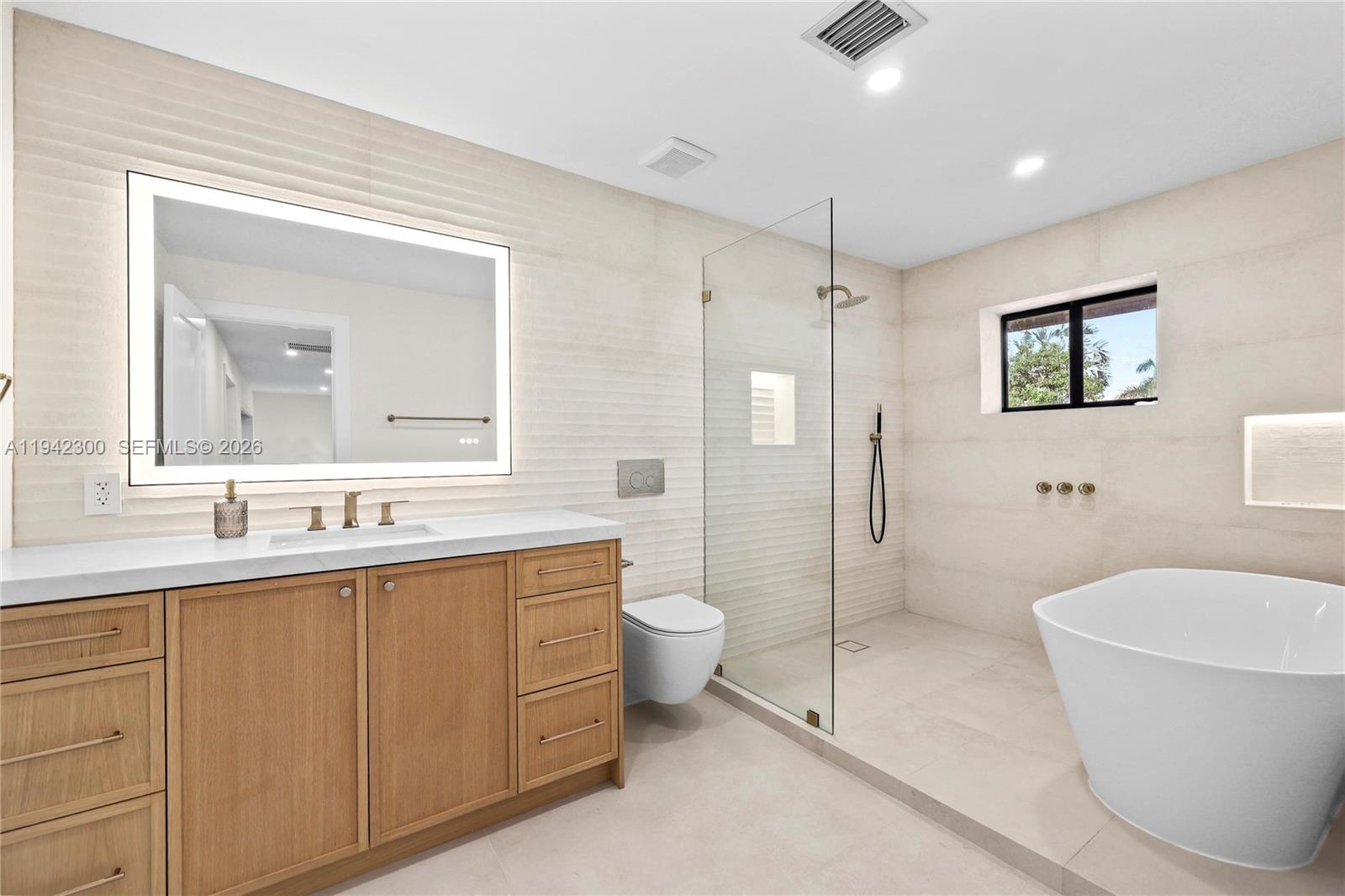 FLAMINGO GROVES - Residential