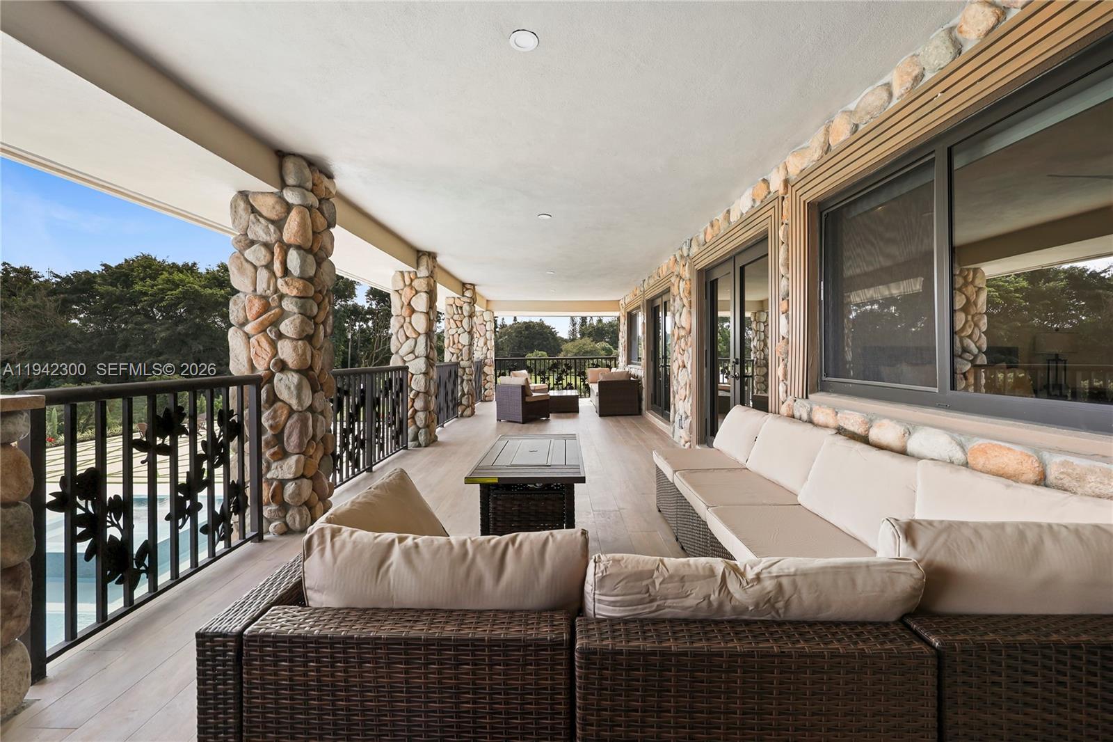 FLAMINGO GROVES - Residential