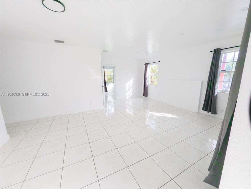 Epic Spacious 3 Bedroom Two Bathroom Duplex Apartment with Master Suite centrally located blocks from Versailles, Coral Gables and the Airport. Enjoy a large living room, eat in kitchen and 2 parking spots. First Last and Deposit required, schedule a viewing ASAP as this will go quick at this price!