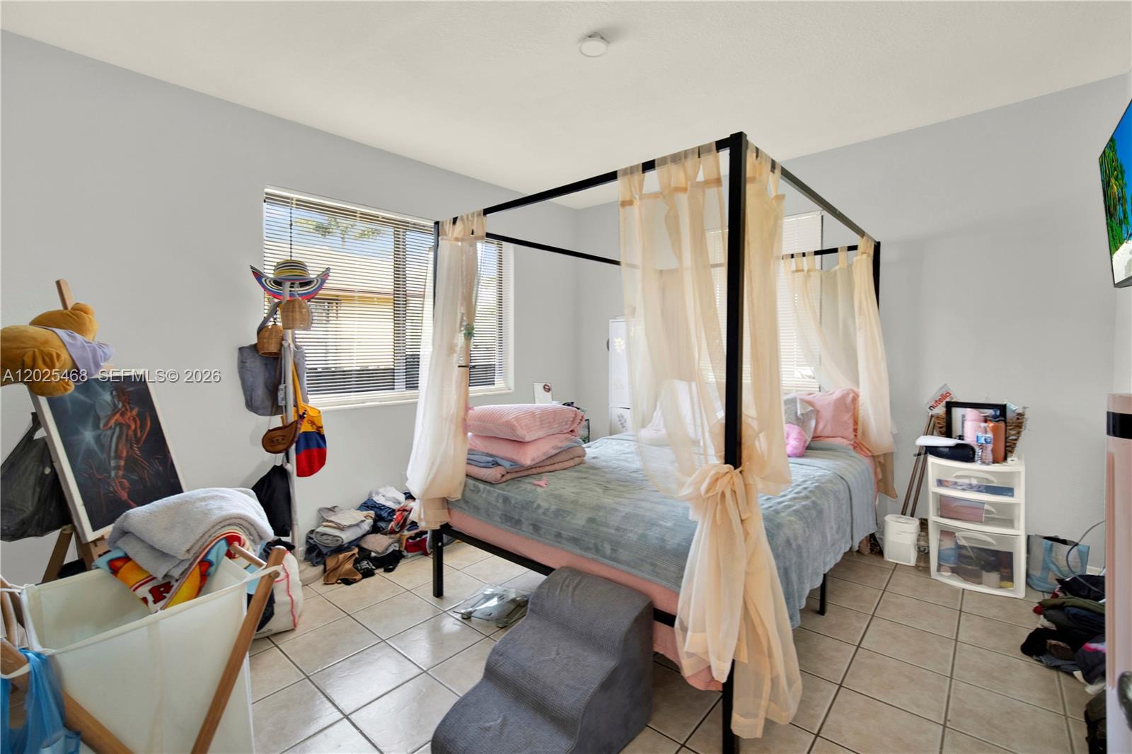 PALM AVE HEIGHTS - Residential