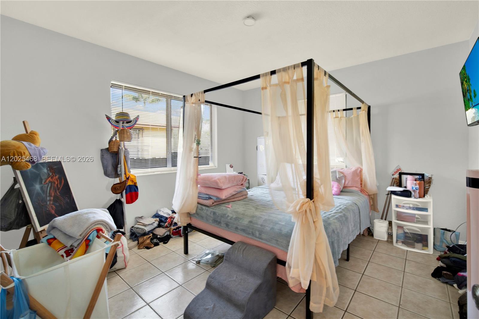 PALM AVE HEIGHTS - Residential