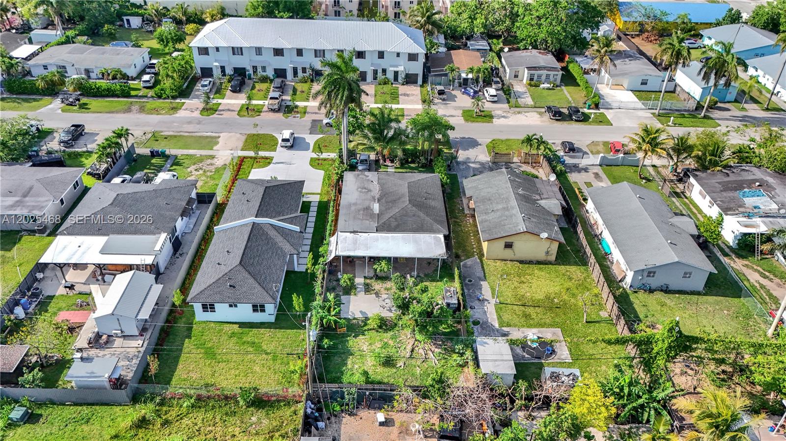PALM AVE HEIGHTS - Residential