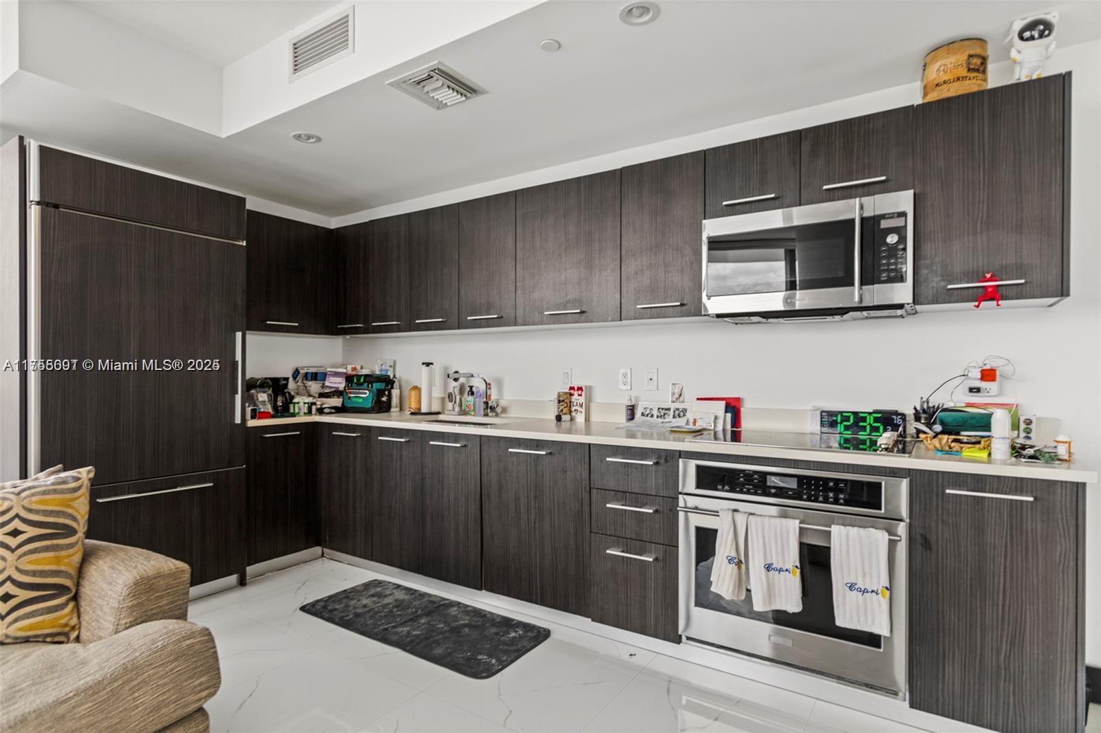 BRICKELL HEIGHTS EAST CON - Residential