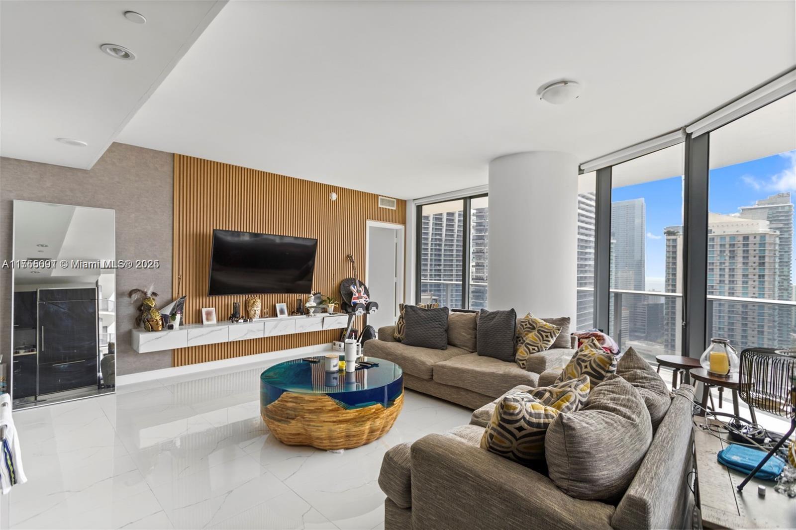 BRICKELL HEIGHTS EAST CON - Residential