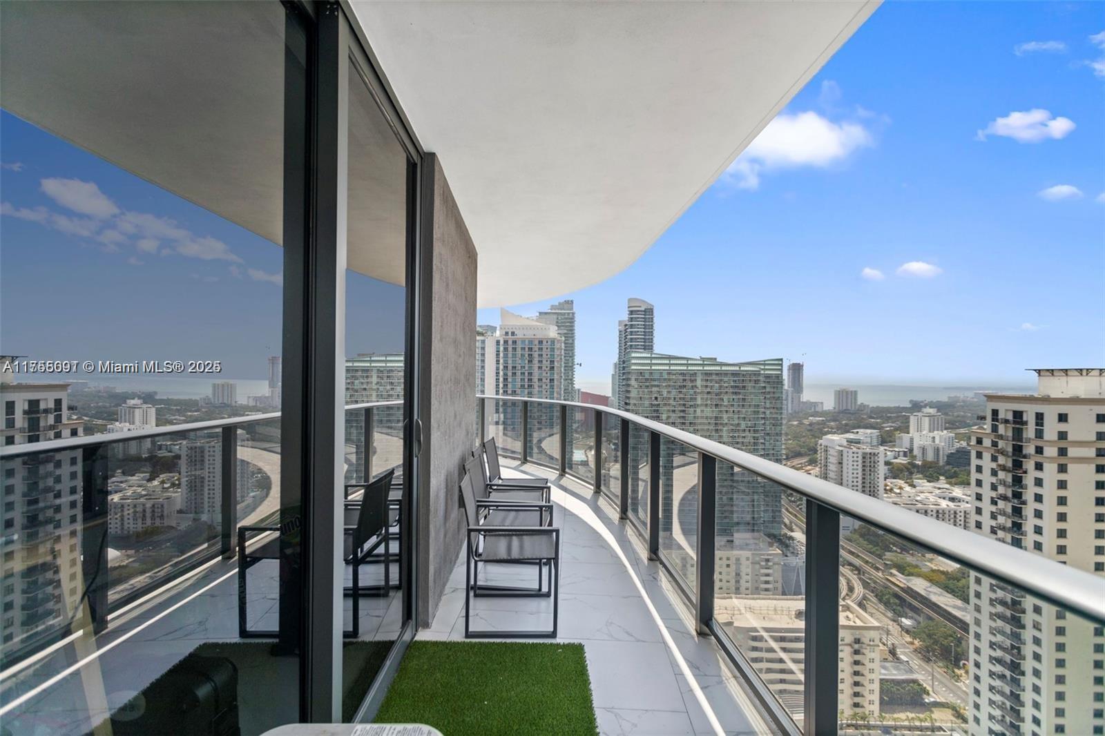 BRICKELL HEIGHTS EAST CON - Residential