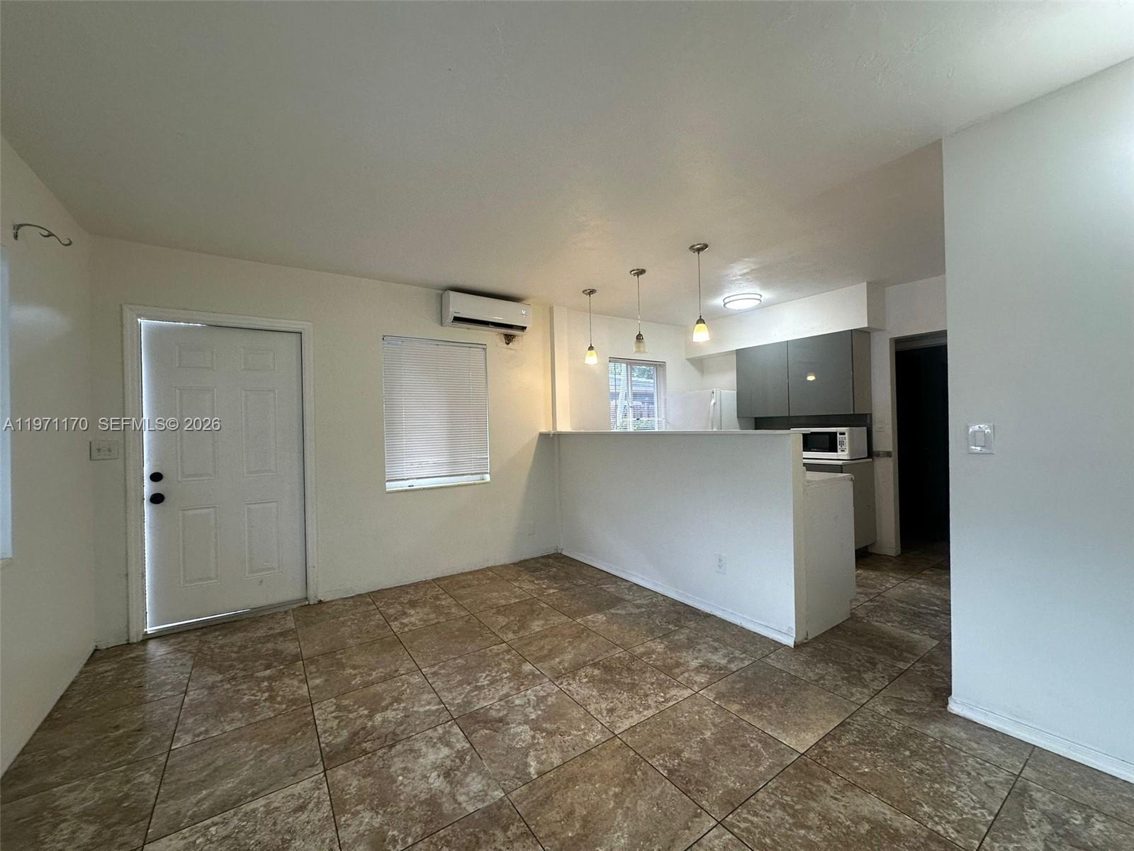 ATLANTIC SHORES DIXIE HIG - Residential Lease