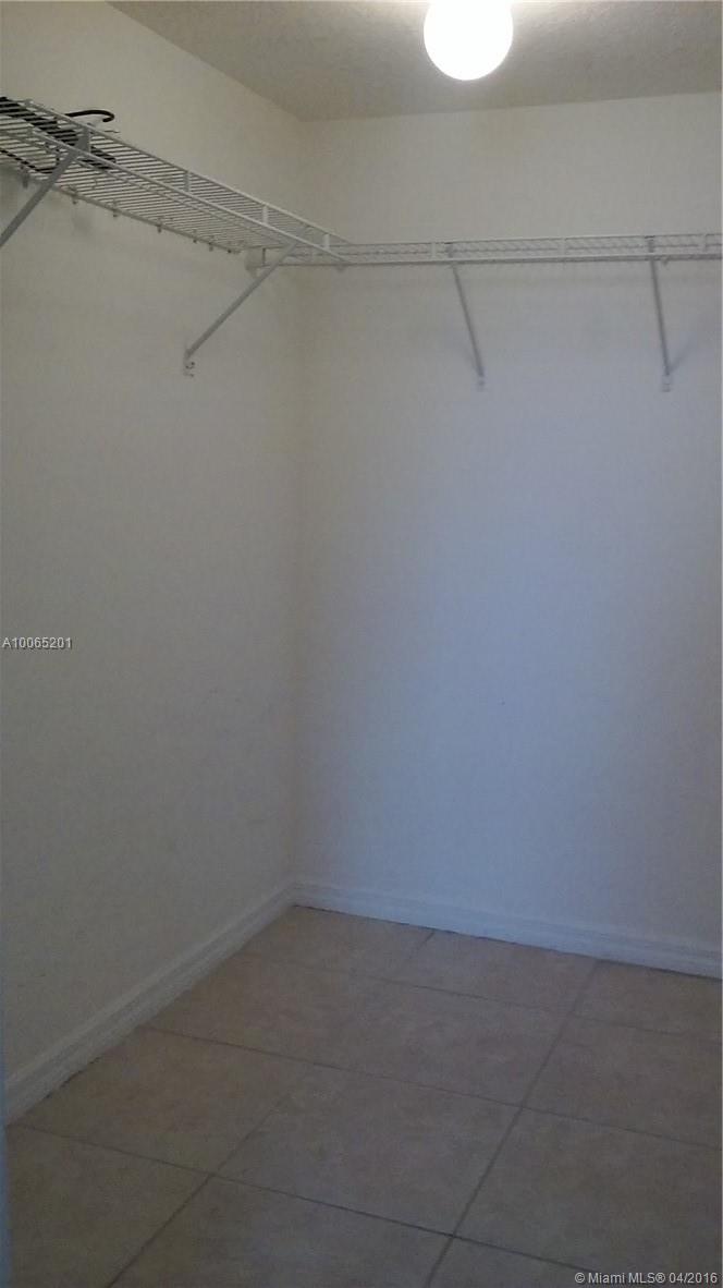 The Courts at Bayshore - Residential Lease