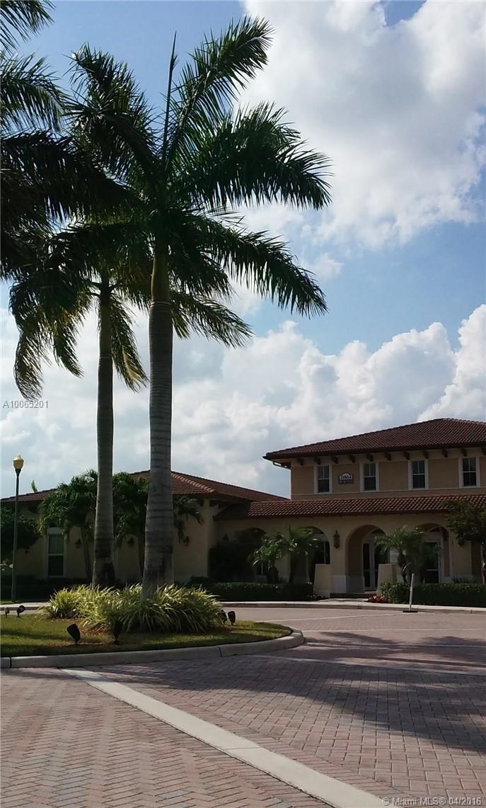 The Courts at Bayshore - Residential Lease