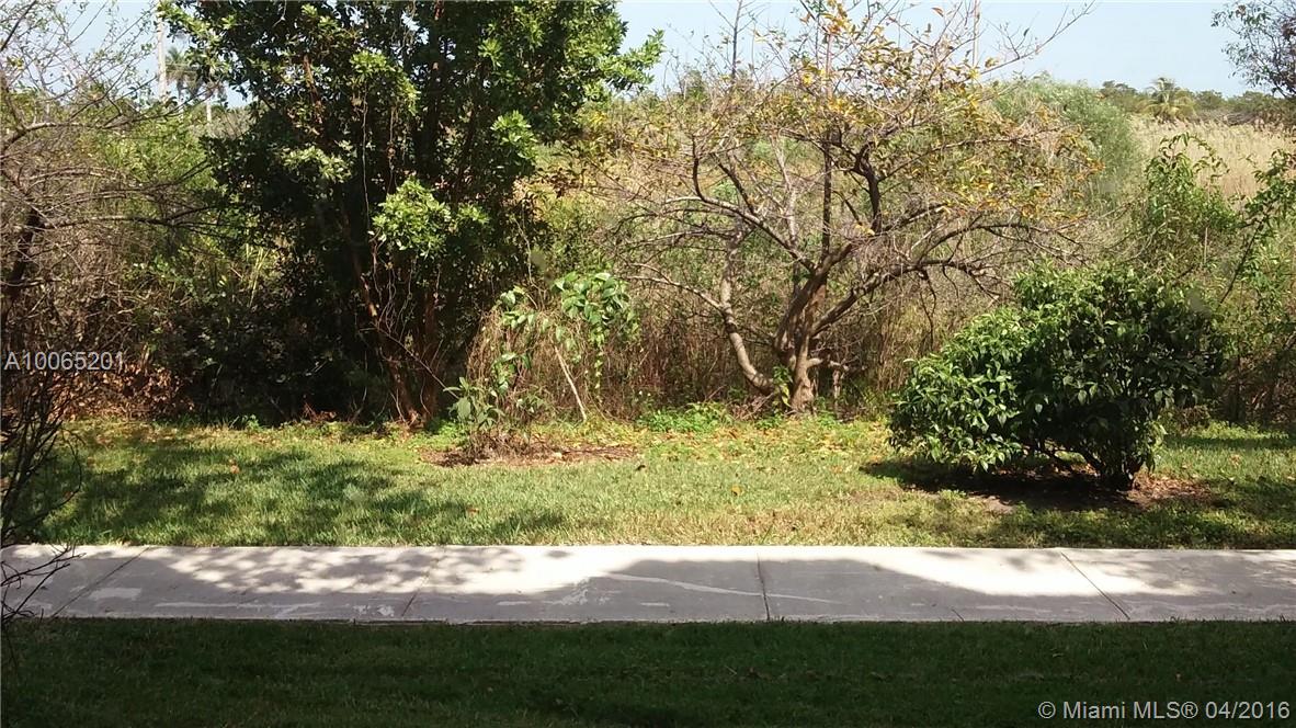 The Courts at Bayshore - Residential Lease