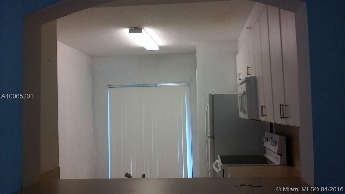 The Courts at Bayshore - Residential Lease