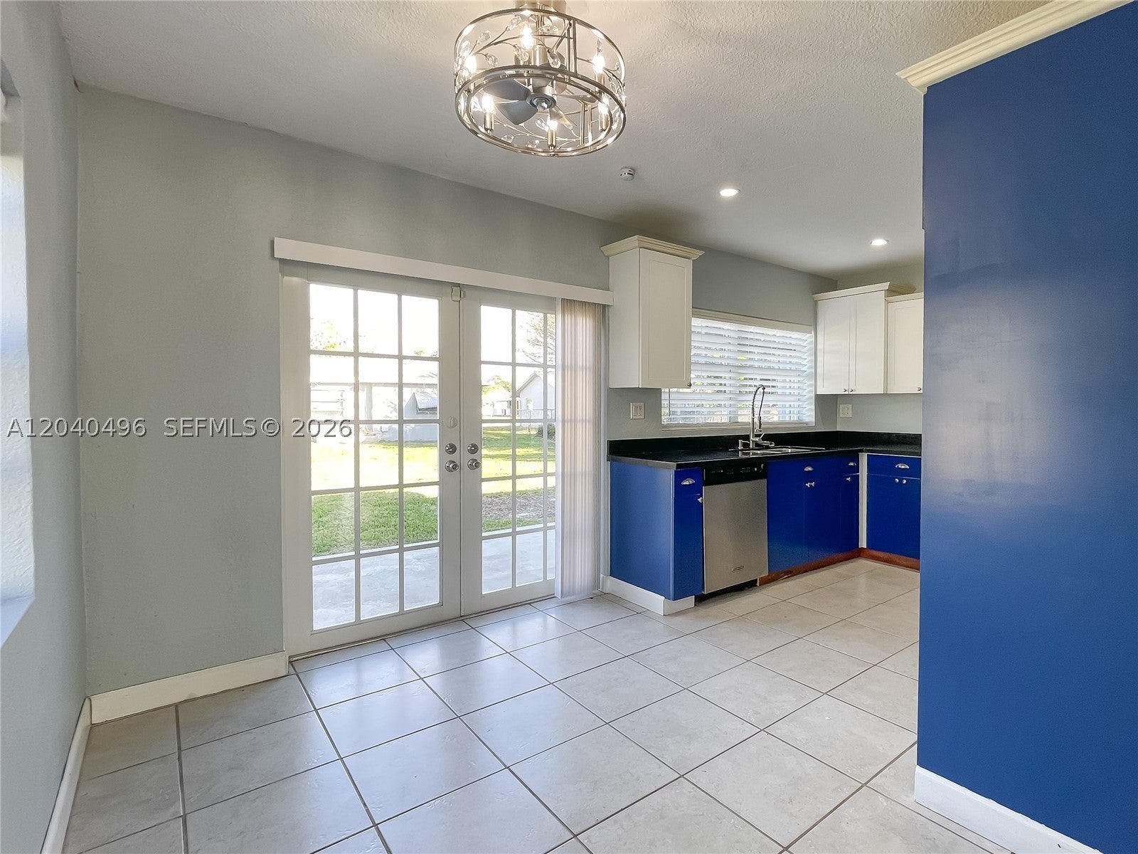 7006 NW 99th Way