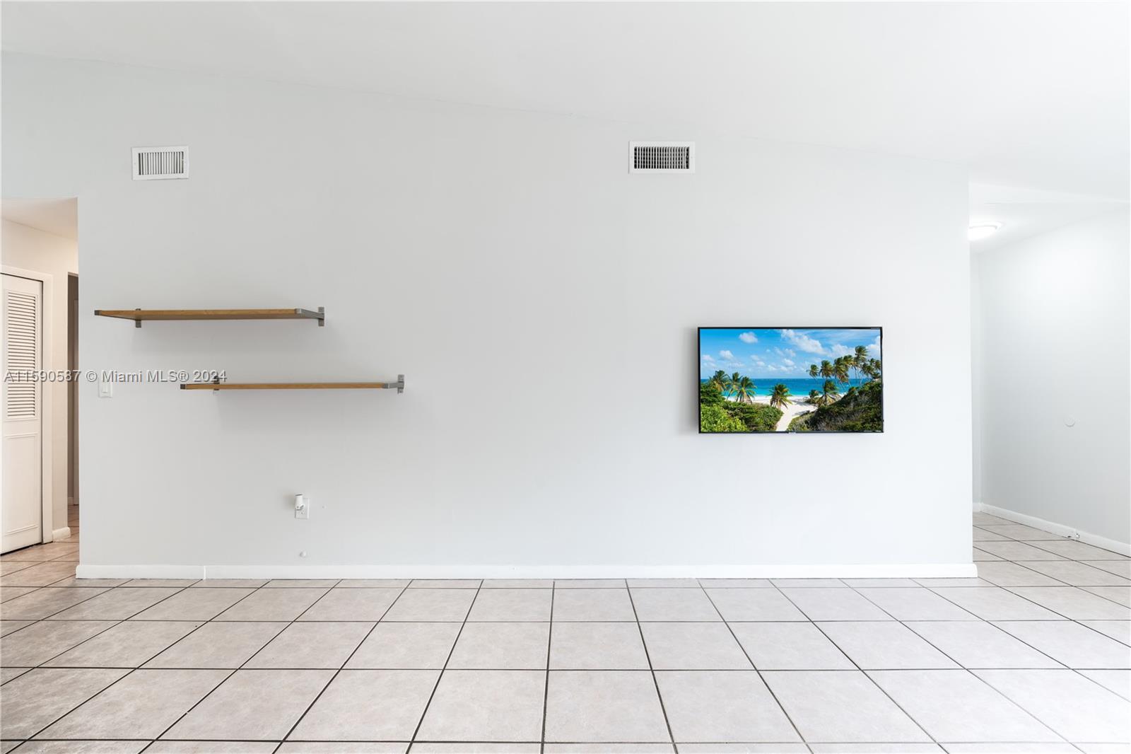 PARK VILLAS TOWNHOUSES SE - Residential Lease