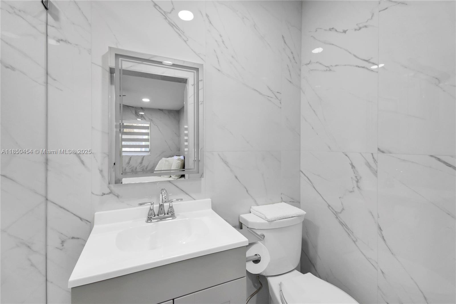 Rolling Oaks - Residential Lease