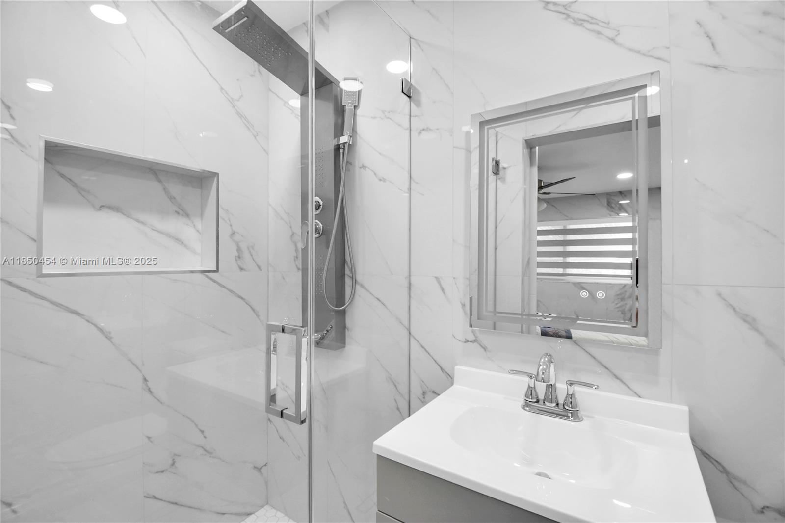 Rolling Oaks - Residential Lease