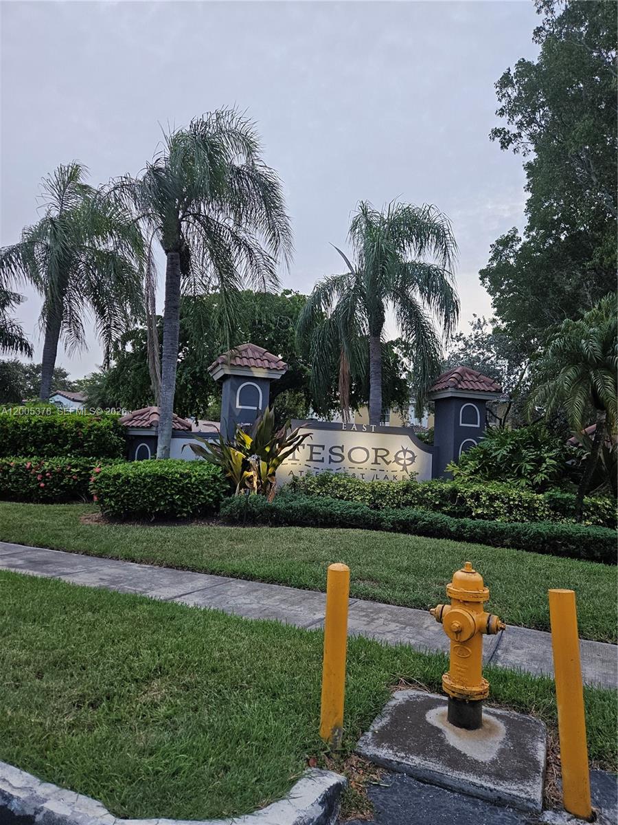 FOREST LAKES VILLAS - Residential Lease