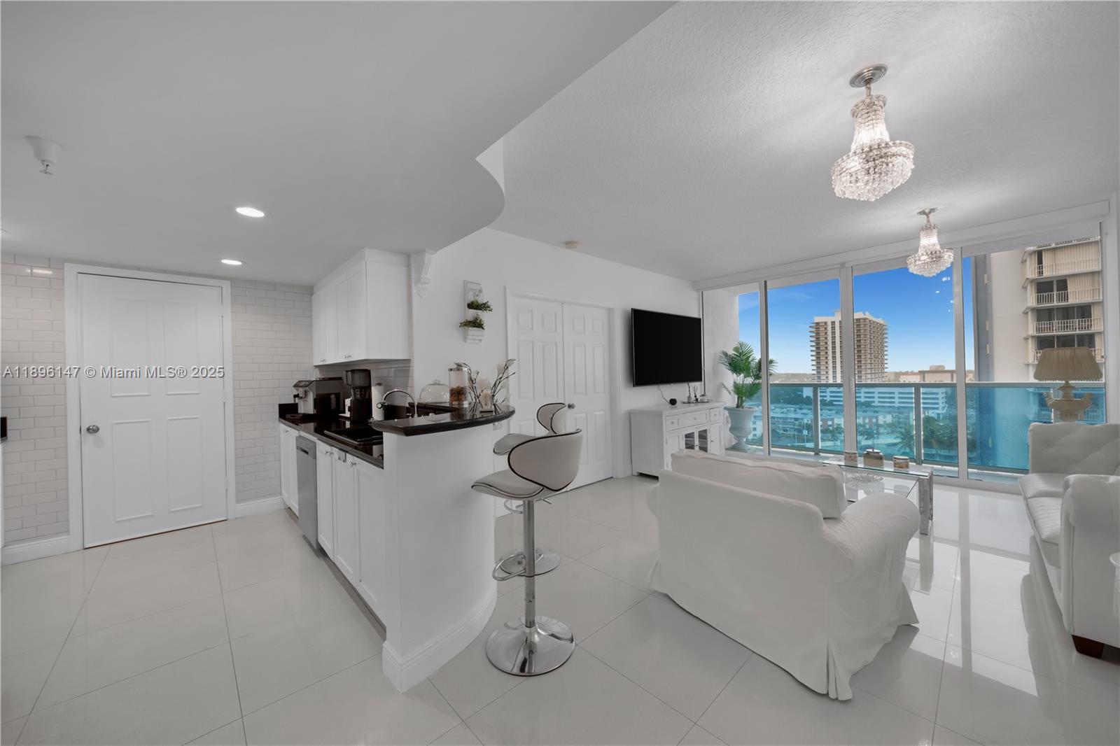 THE BRIDGEWATER CONDO - Residential Lease