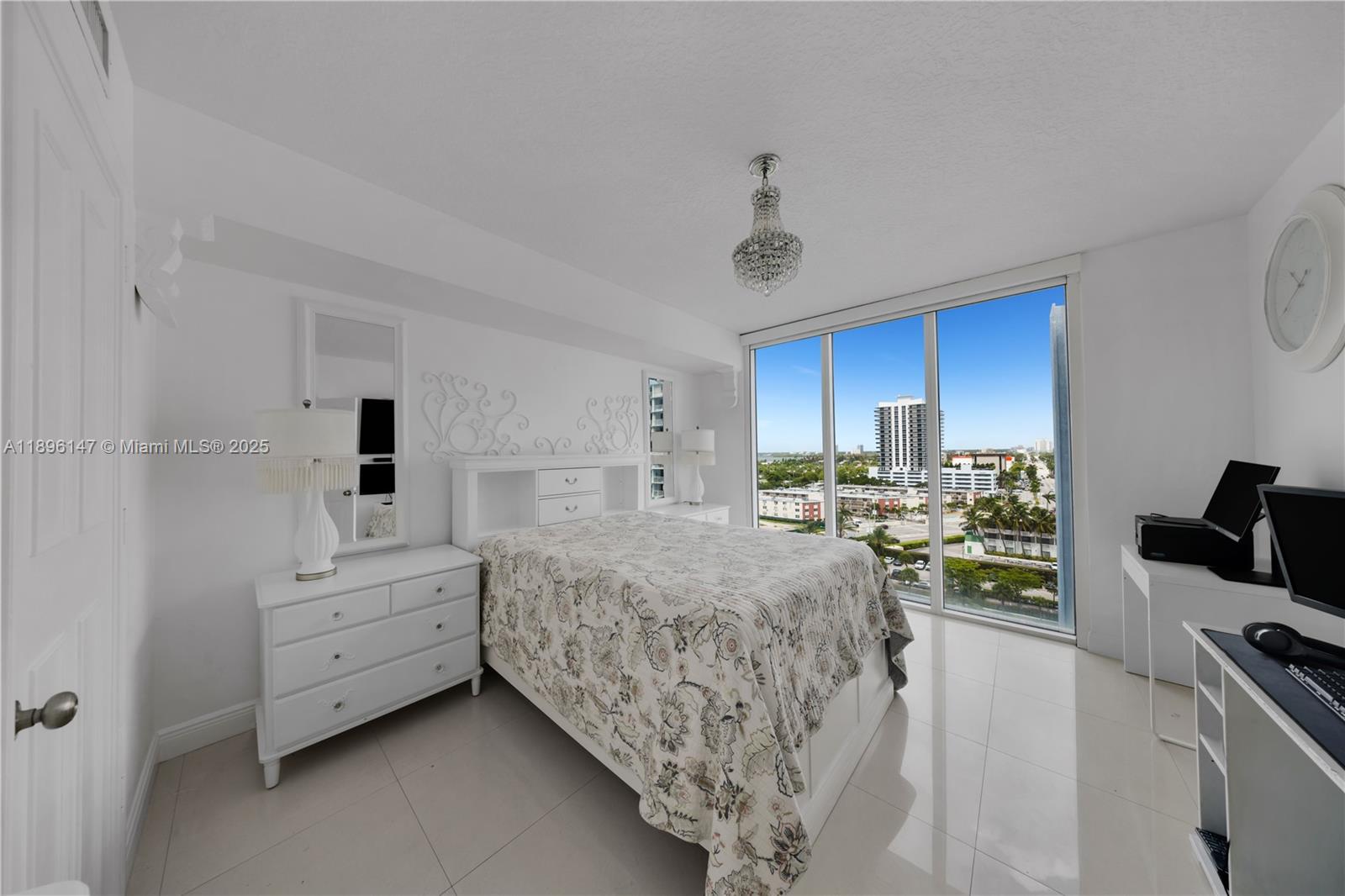 THE BRIDGEWATER CONDO - Residential Lease