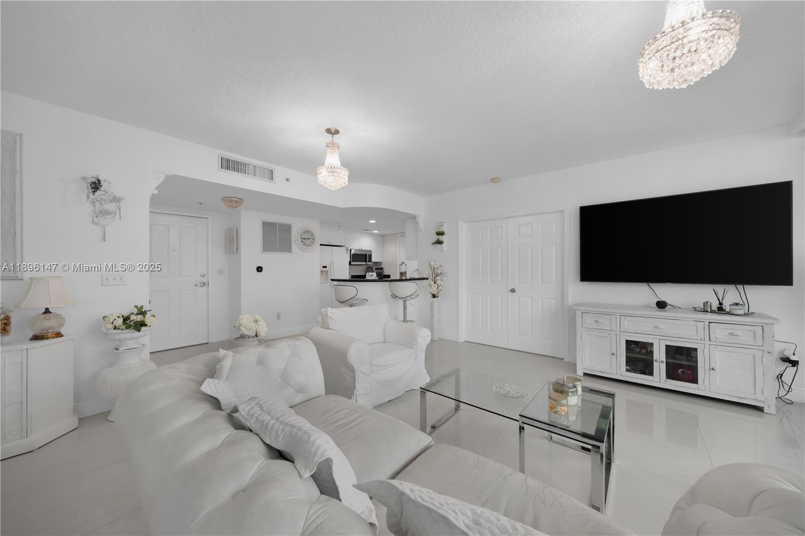 THE BRIDGEWATER CONDO - Residential Lease