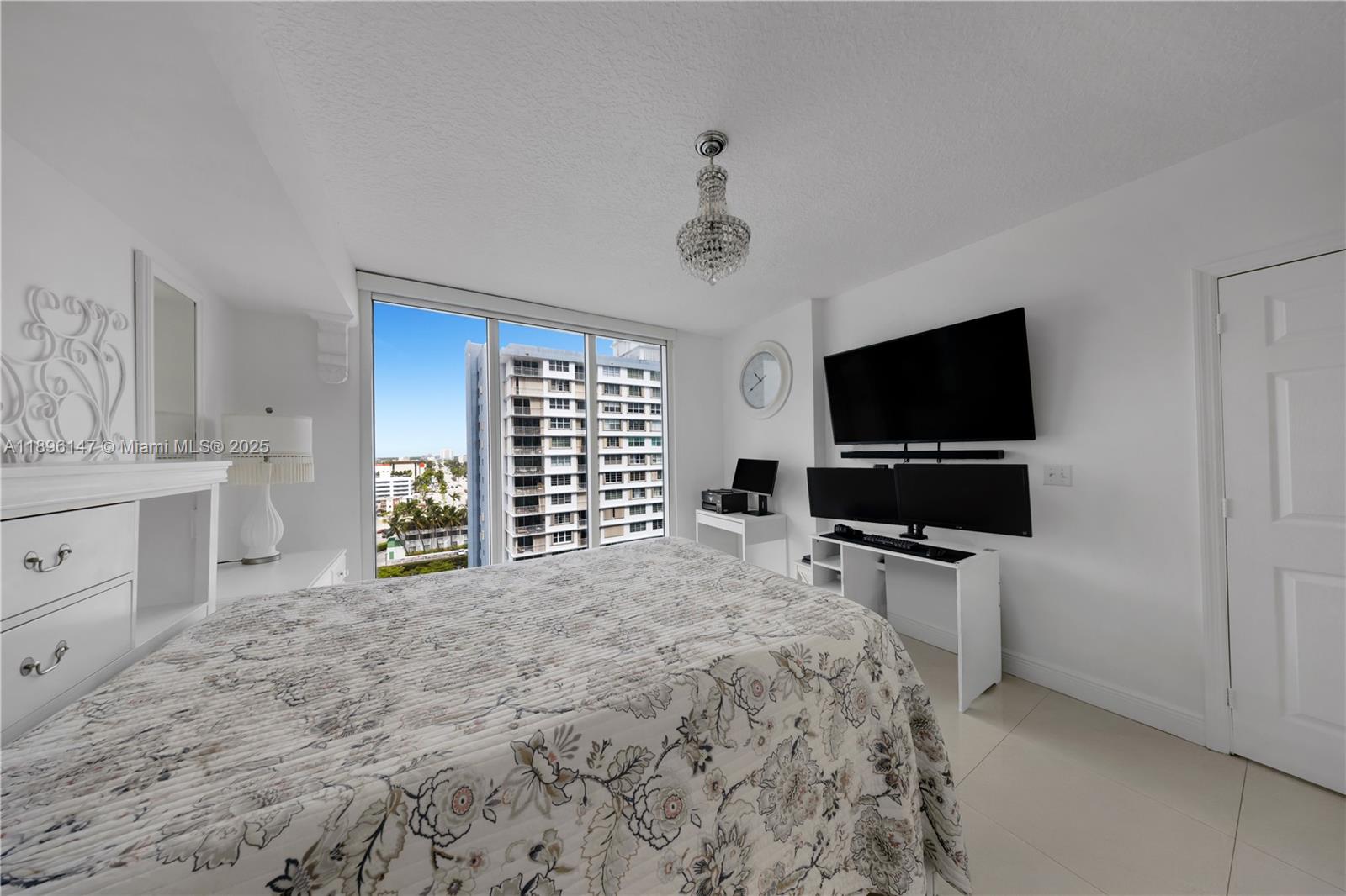 THE BRIDGEWATER CONDO - Residential Lease