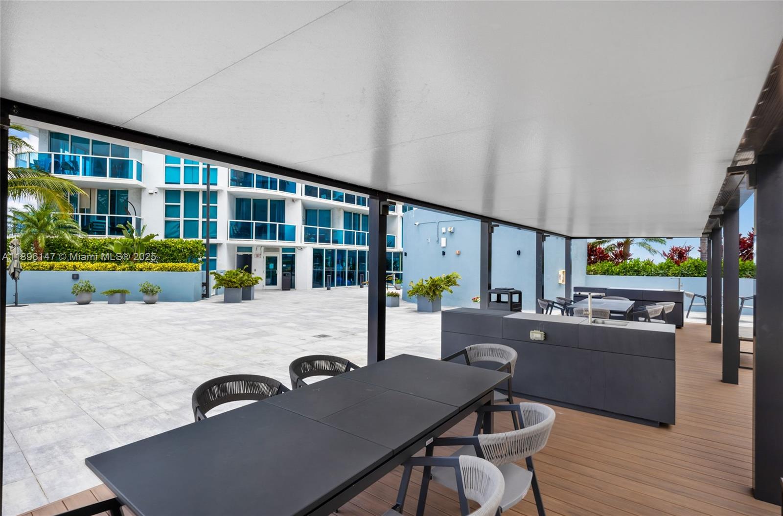 THE BRIDGEWATER CONDO - Residential Lease