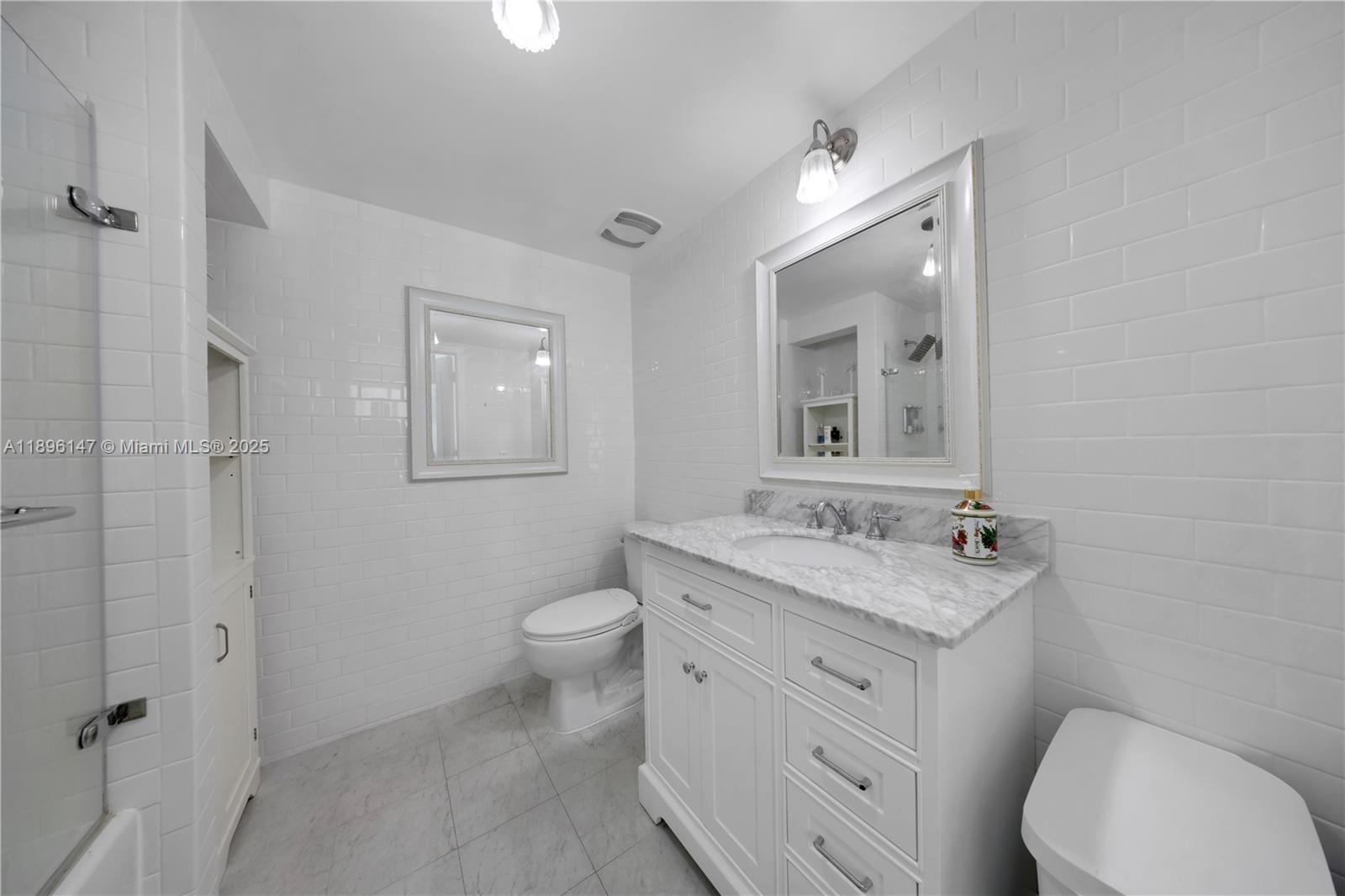 THE BRIDGEWATER CONDO - Residential Lease