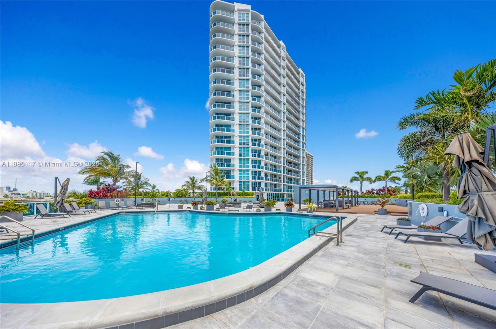 THE BRIDGEWATER CONDO - Residential Lease