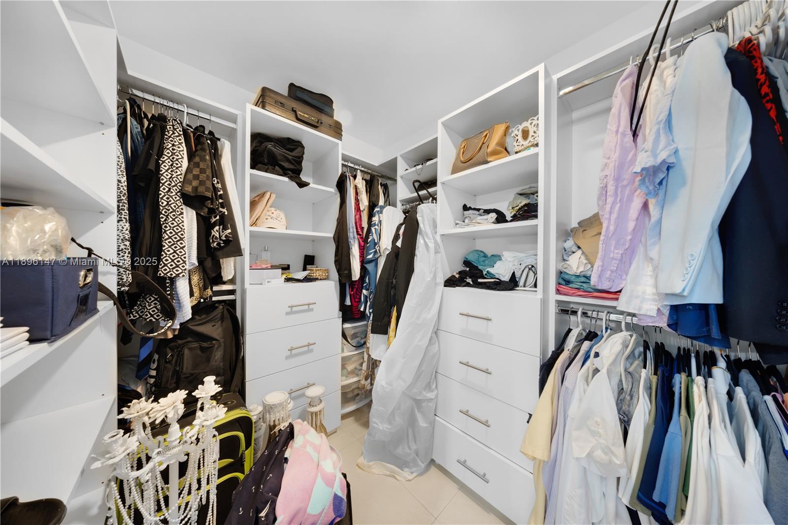 THE BRIDGEWATER CONDO - Residential Lease