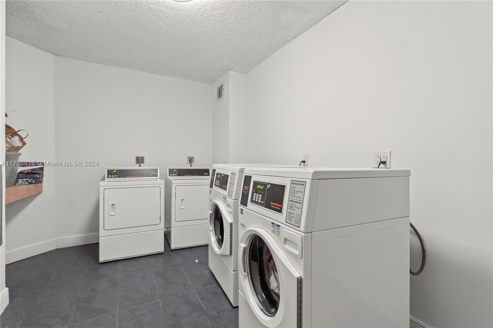 TIDES ON HOLLYWOOD BEACH - Residential