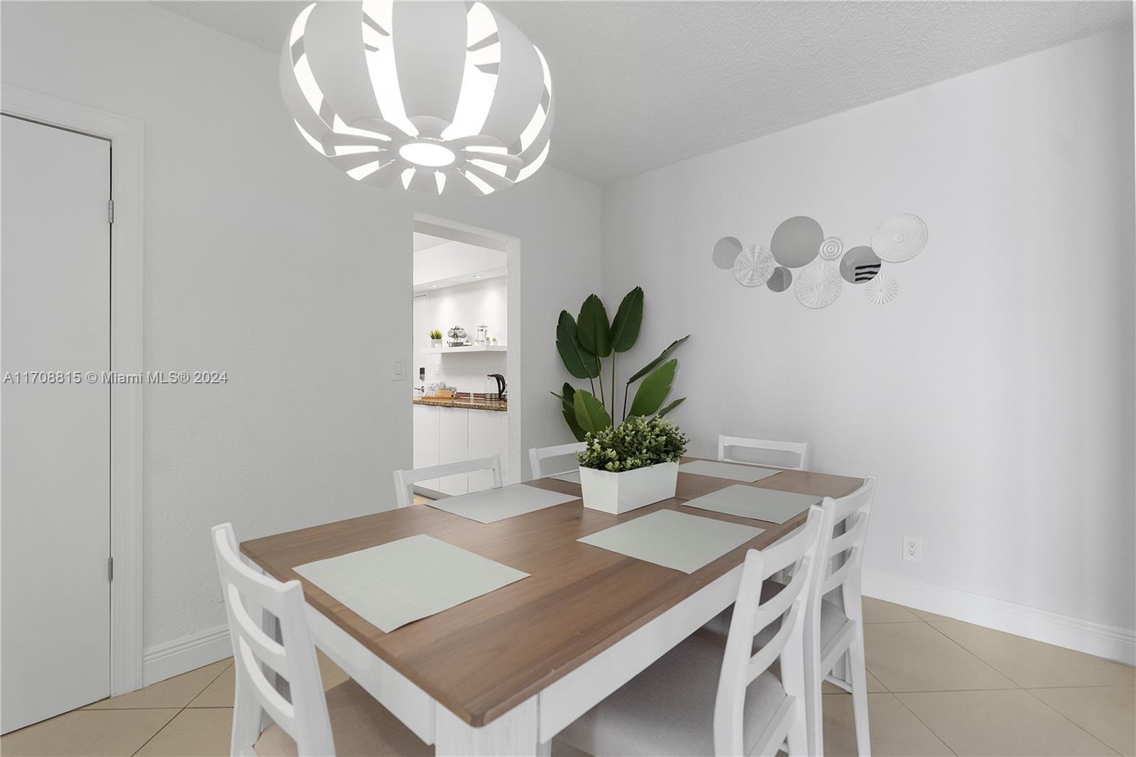 TIDES ON HOLLYWOOD BEACH - Residential