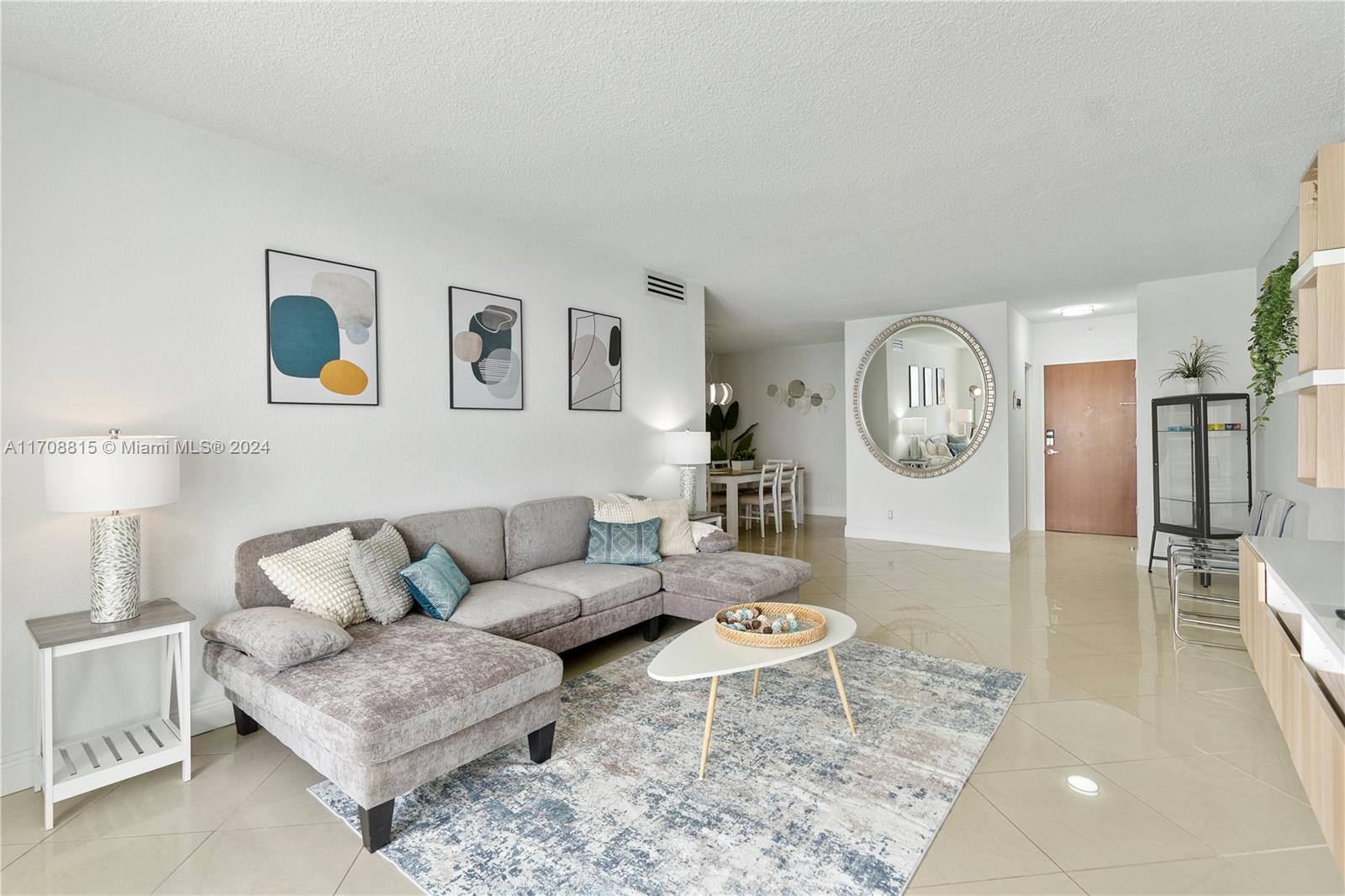 TIDES ON HOLLYWOOD BEACH - Residential