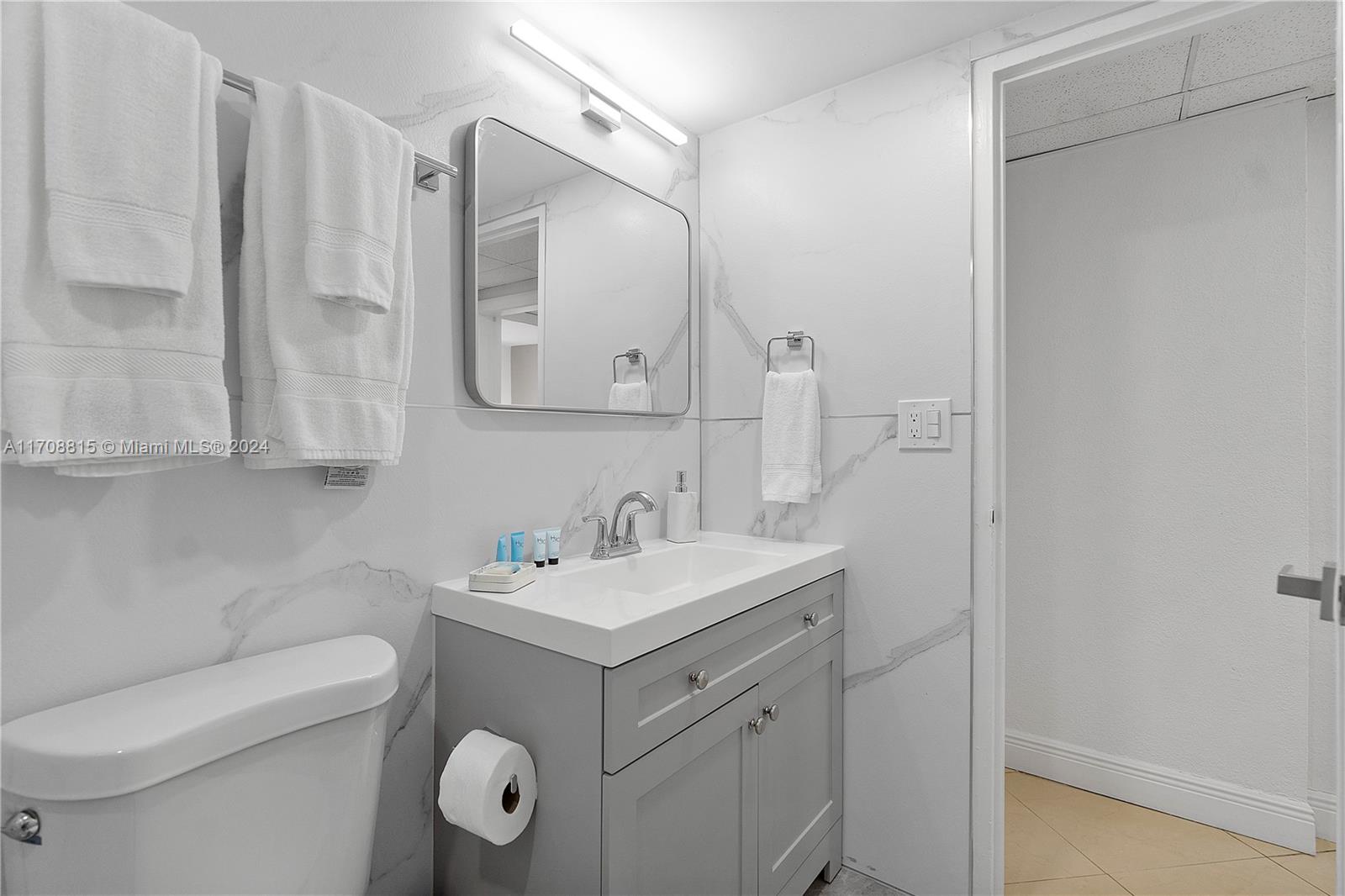 TIDES ON HOLLYWOOD BEACH - Residential