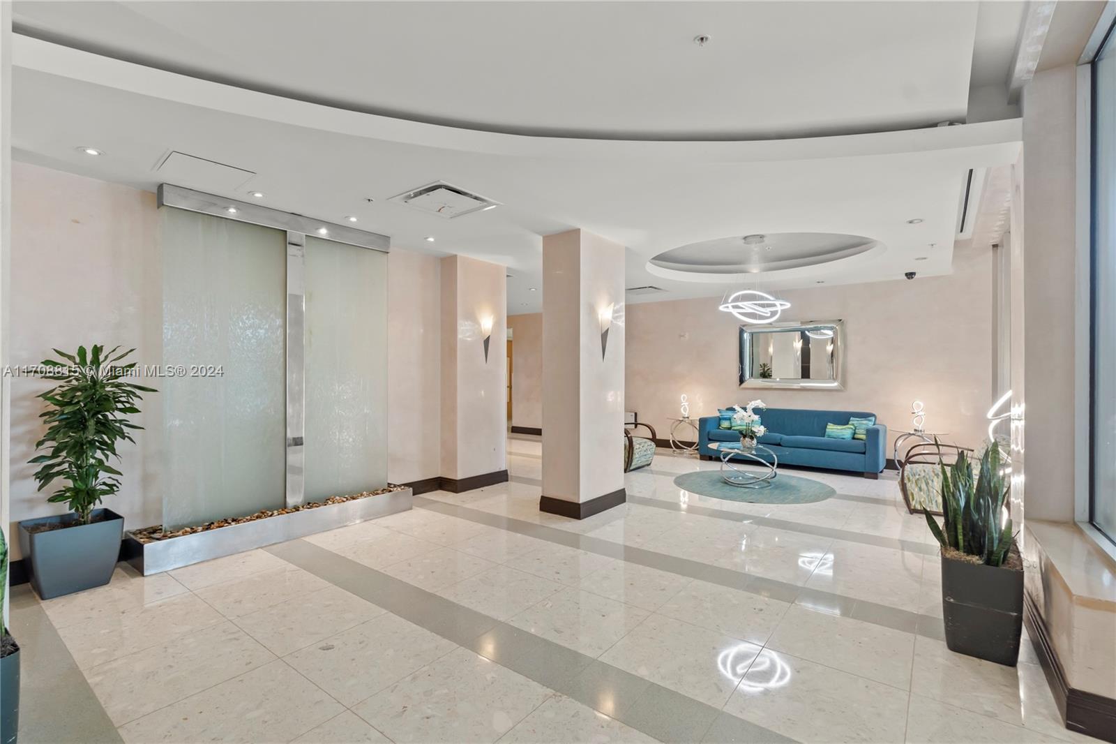 TIDES ON HOLLYWOOD BEACH - Residential