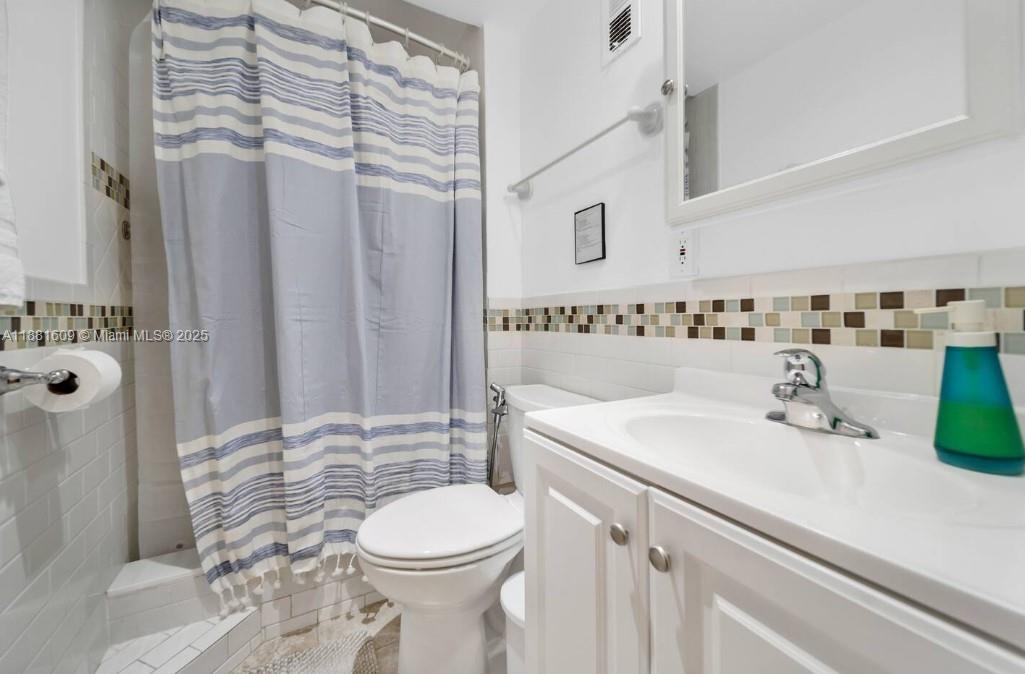 TIDES ON HOLLYWOOD BEACH - Residential