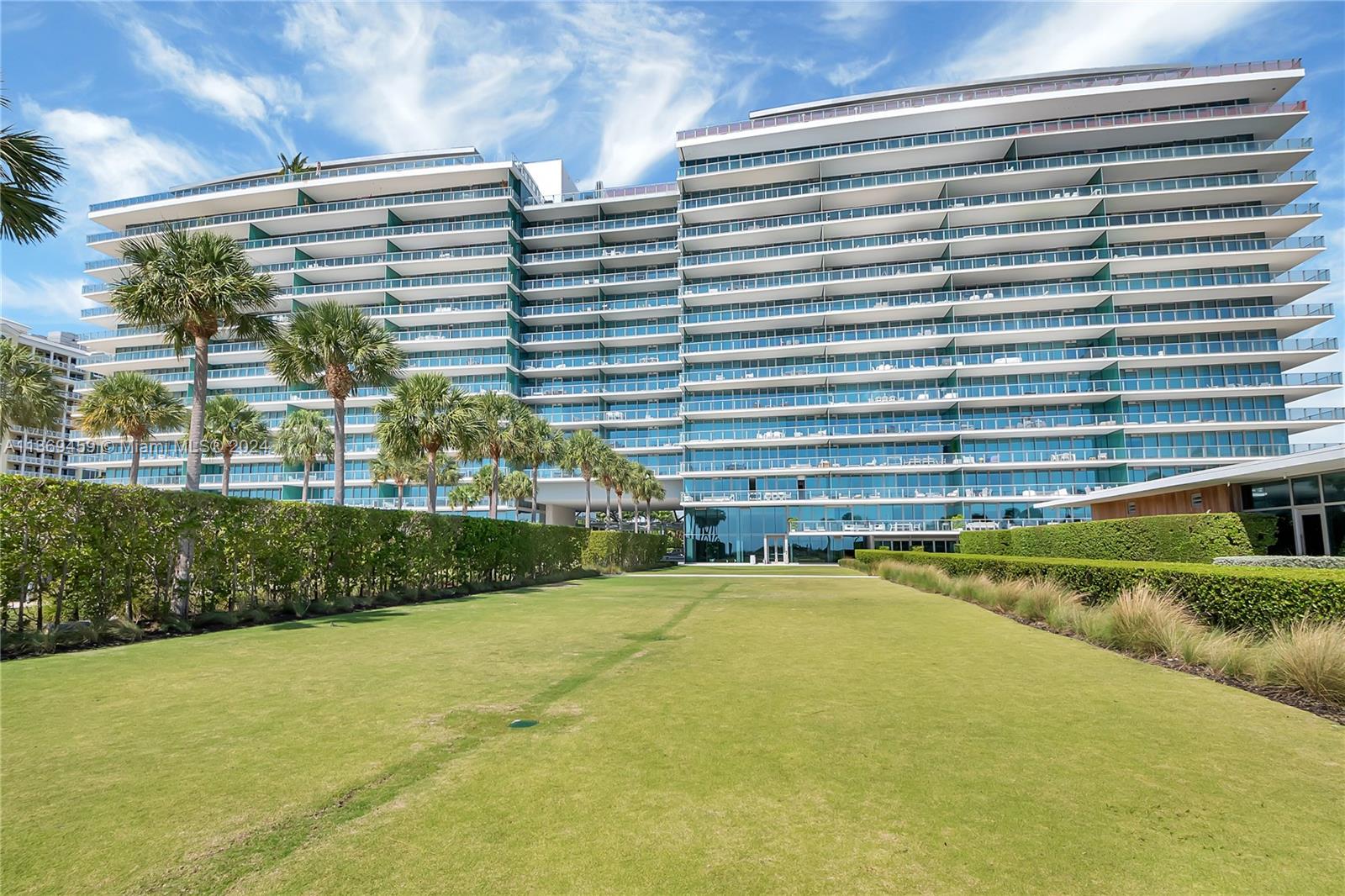 OCEANA KEY BISCAYNE CONDO - Residential